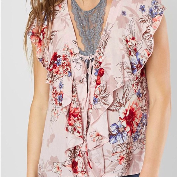 Gimmicks Floral Print Ruffle Top - Picture 1 of 4